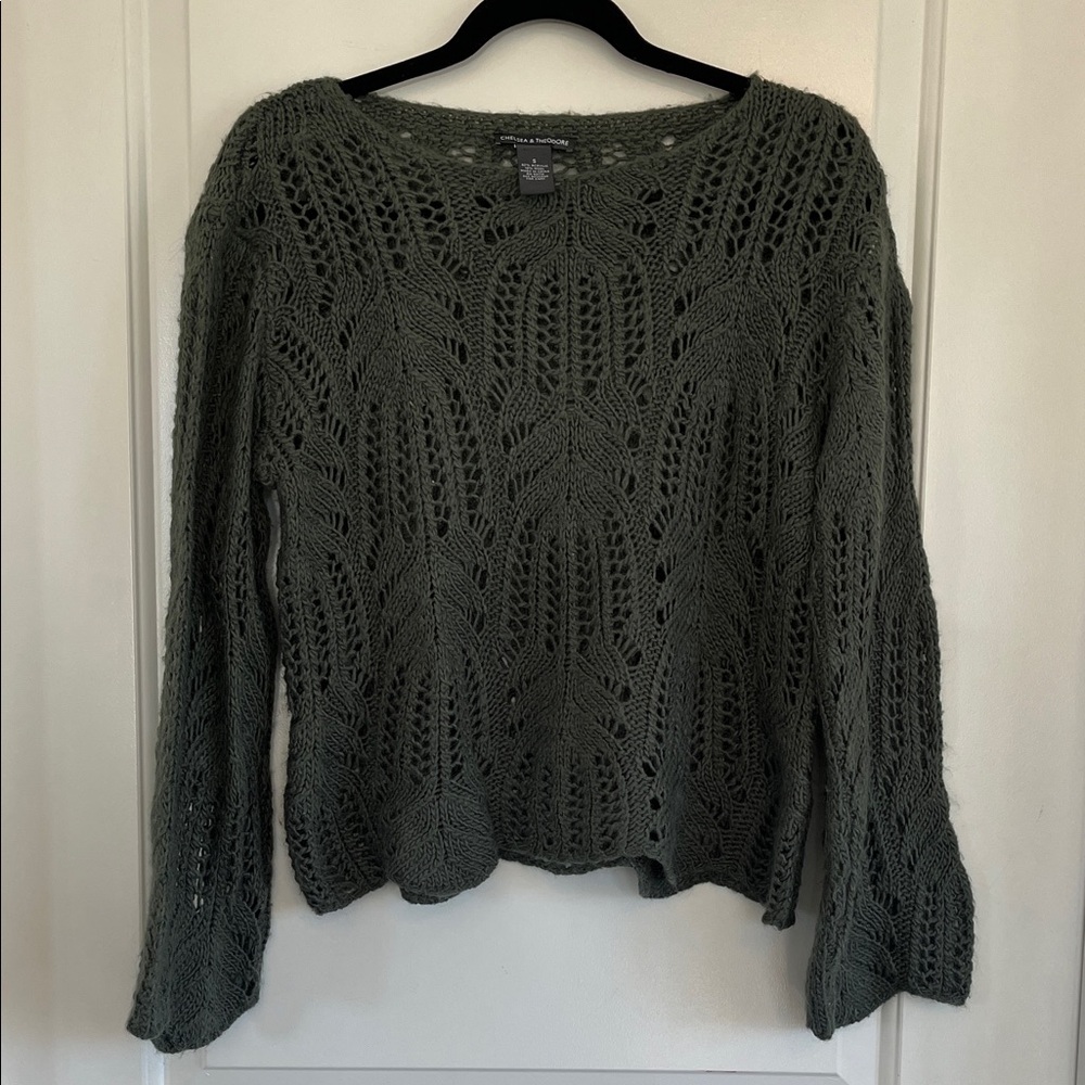 Chelsea & Theodore lace knit sweater size small